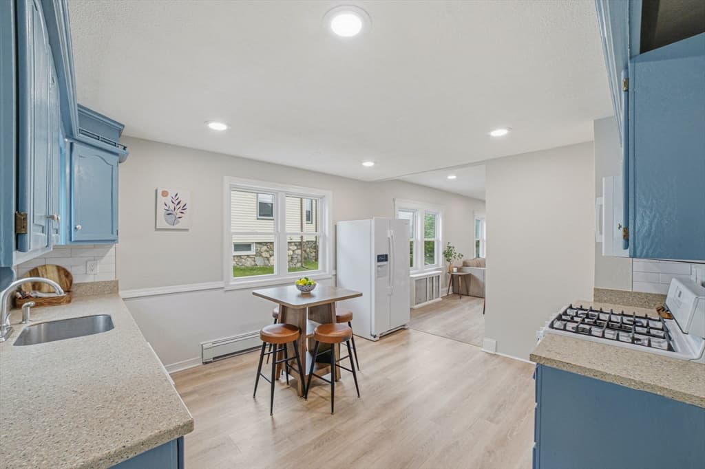Casa em Woburn — foto 2