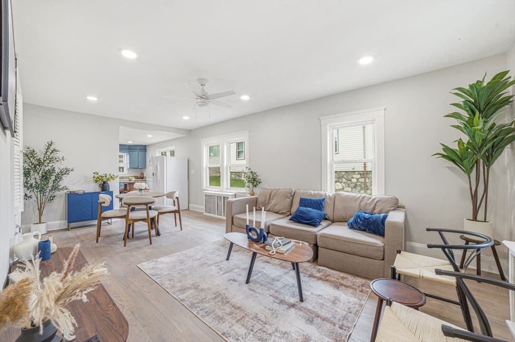Casa em Woburn — foto 7