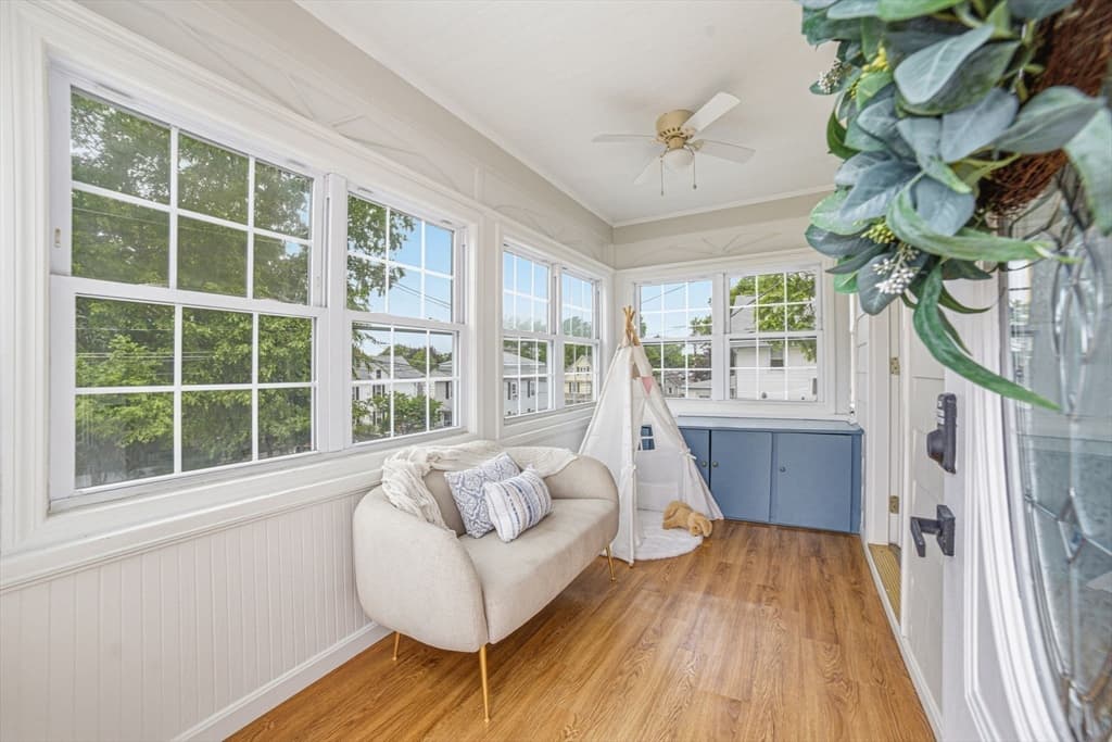 Casa em Woburn — foto 4