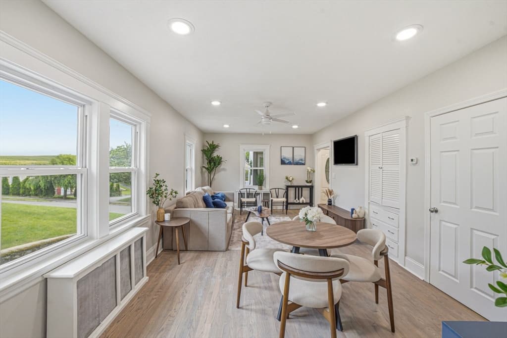 Casa em Woburn — foto 8