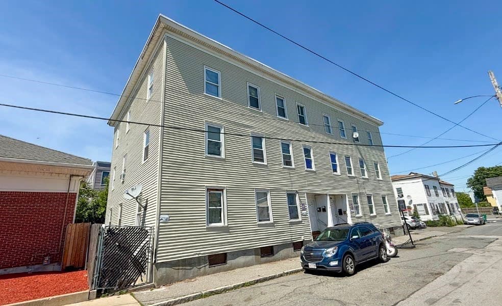 Multi-família em Lowell — foto 3