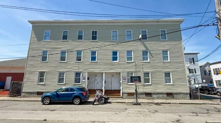 Multi-família em Lowell — foto 4