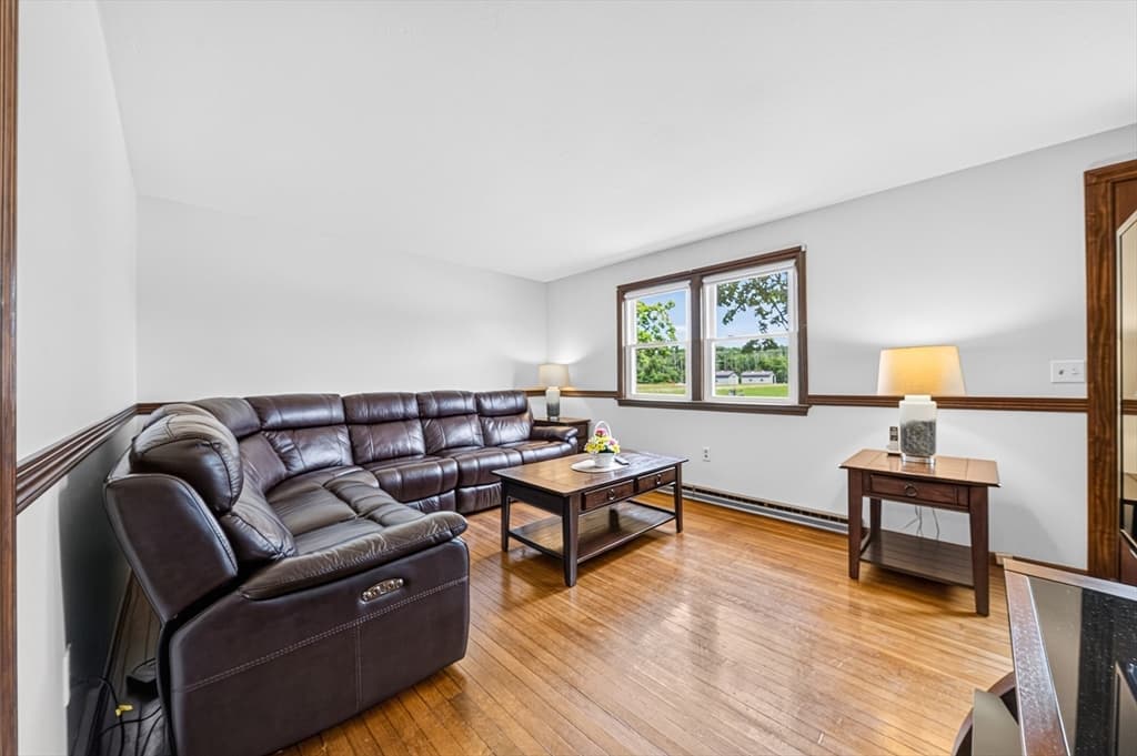 Casa em East Bridgewater — foto 3