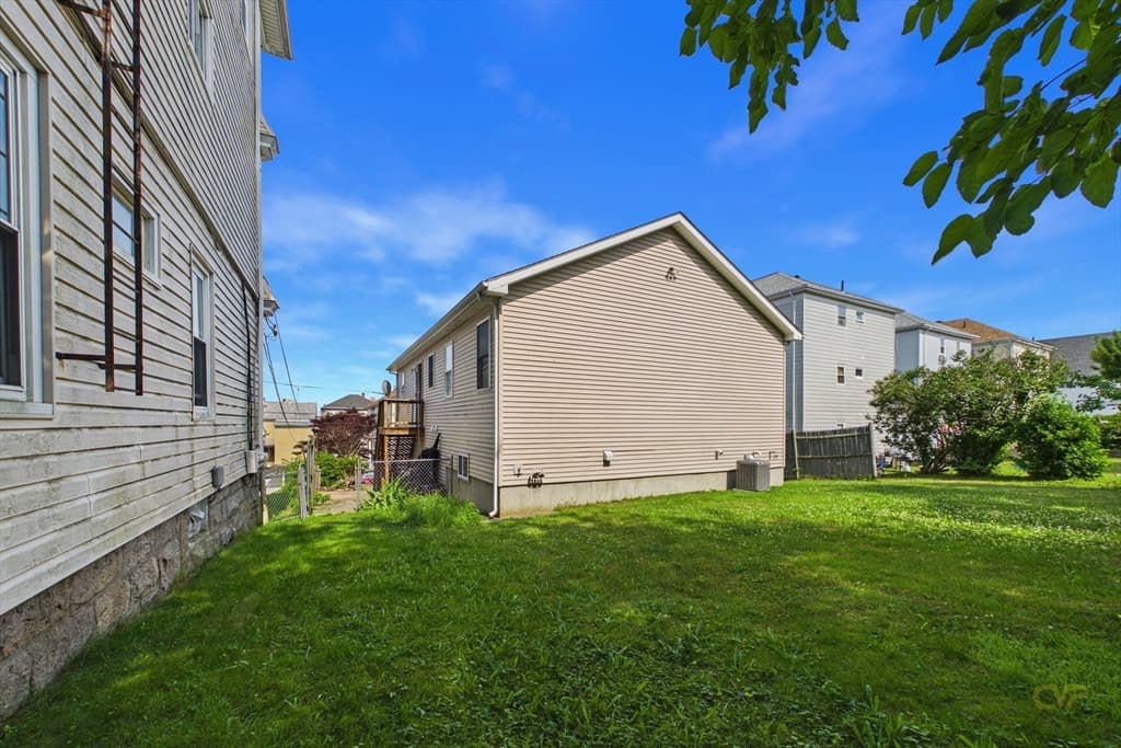 Casa em Fall River — foto 4