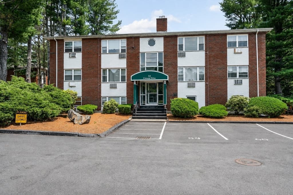 Condomínio em Andover
