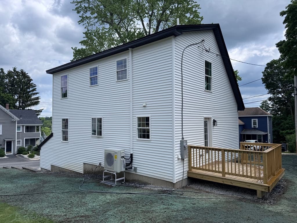 Casa em Lunenburg — foto 5