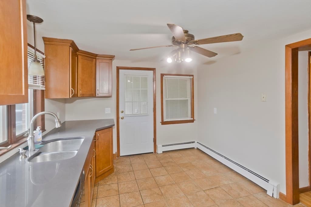 Casa em Hampden — foto 5