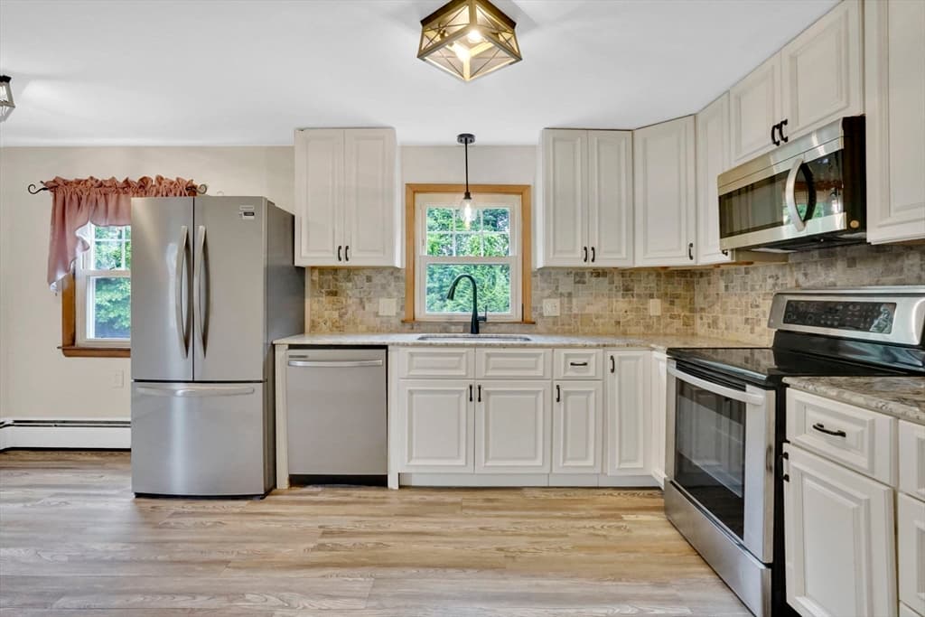 Casa em South Hadley — foto 8