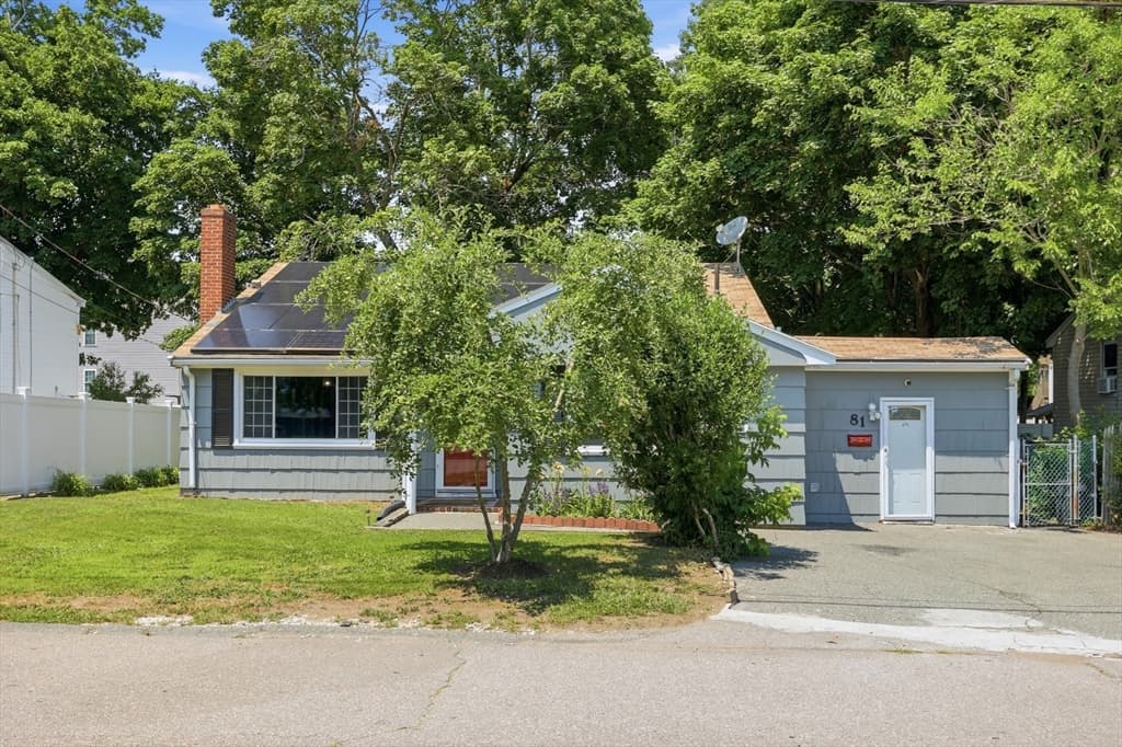 Casa em Brockton — foto 2