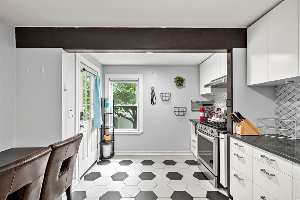 Casa em Methuen — foto 6