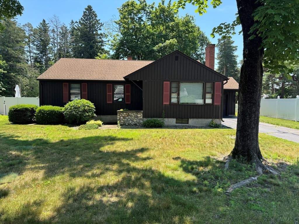 Casa em Ludlow — foto 3