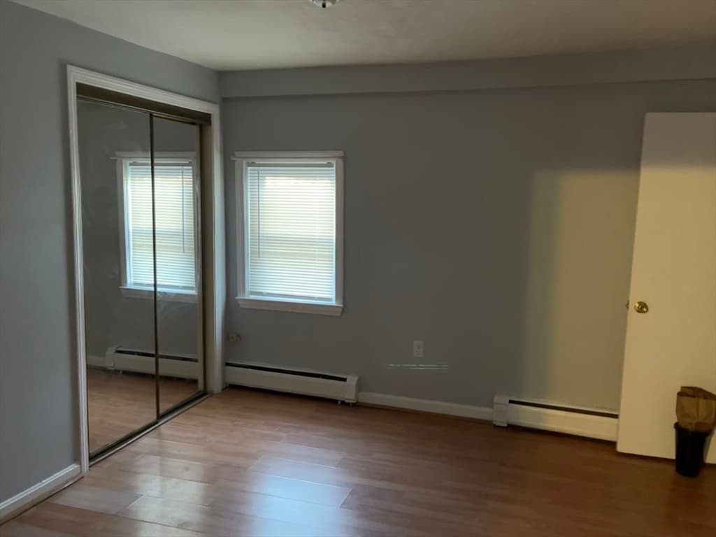 Multi-família em Revere — foto 8