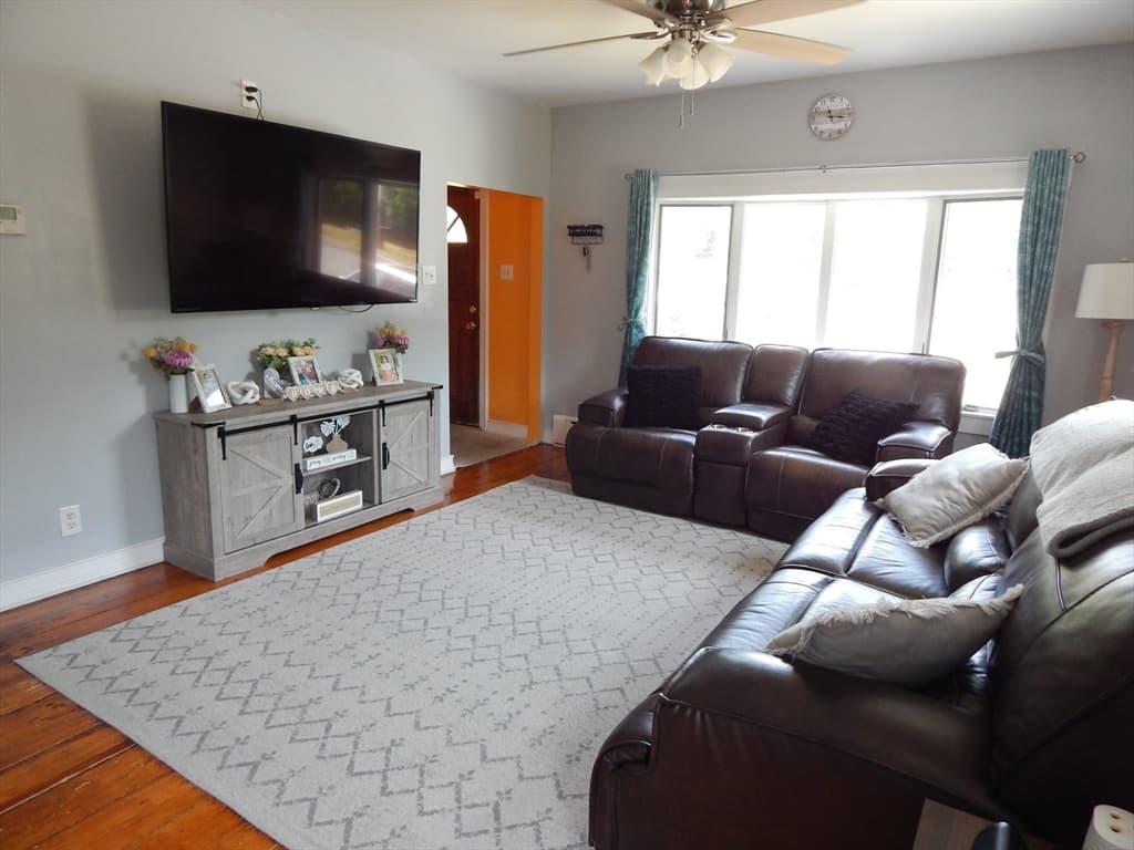 Casa em New Bedford — foto 4