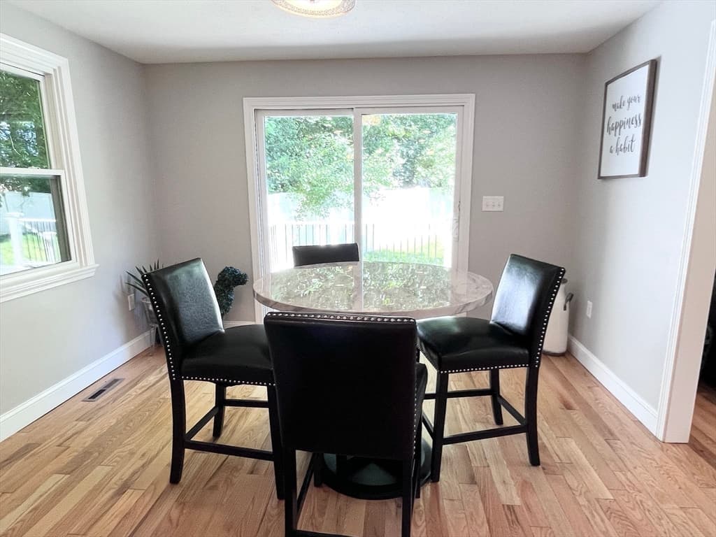 Casa em Methuen — foto 8