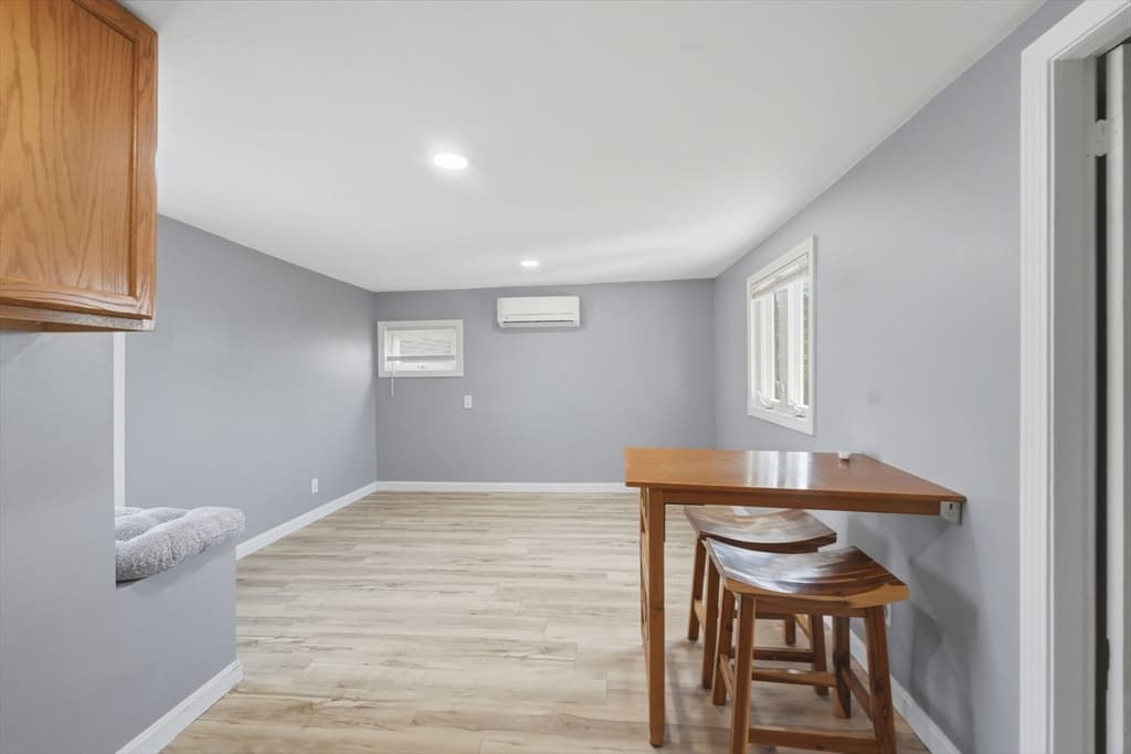 Casa em Fall River — foto 5