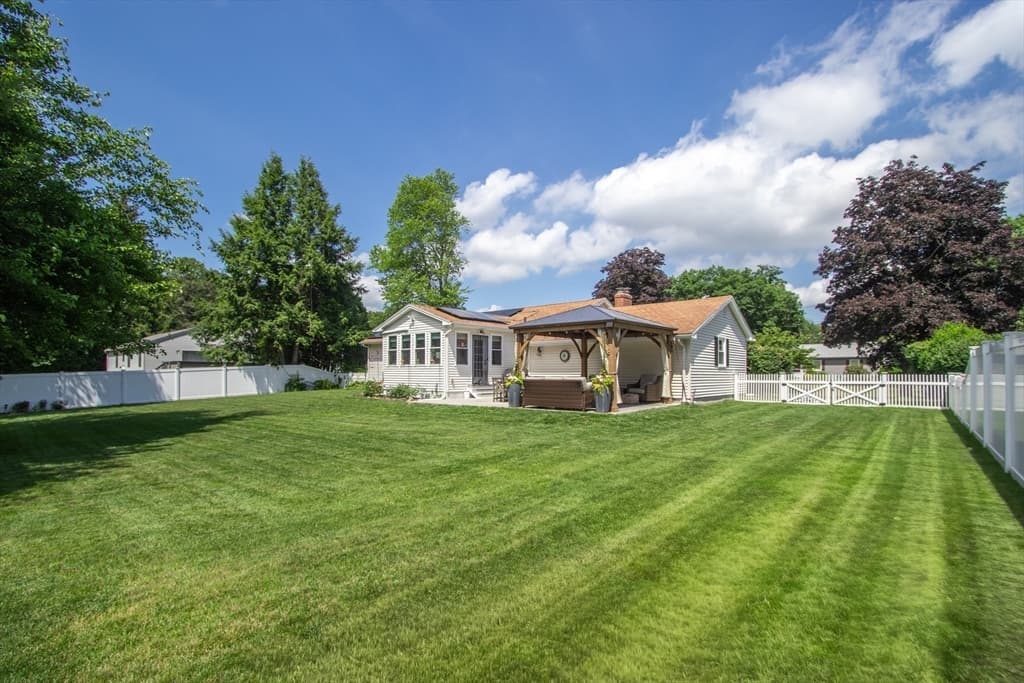 Casa em Longmeadow — foto 5