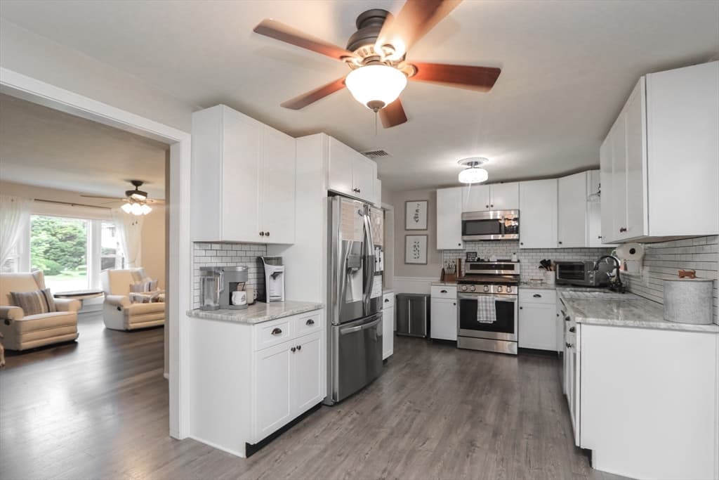 Casa em Longmeadow — foto 9