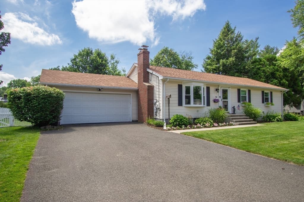 Casa em Longmeadow — foto 4