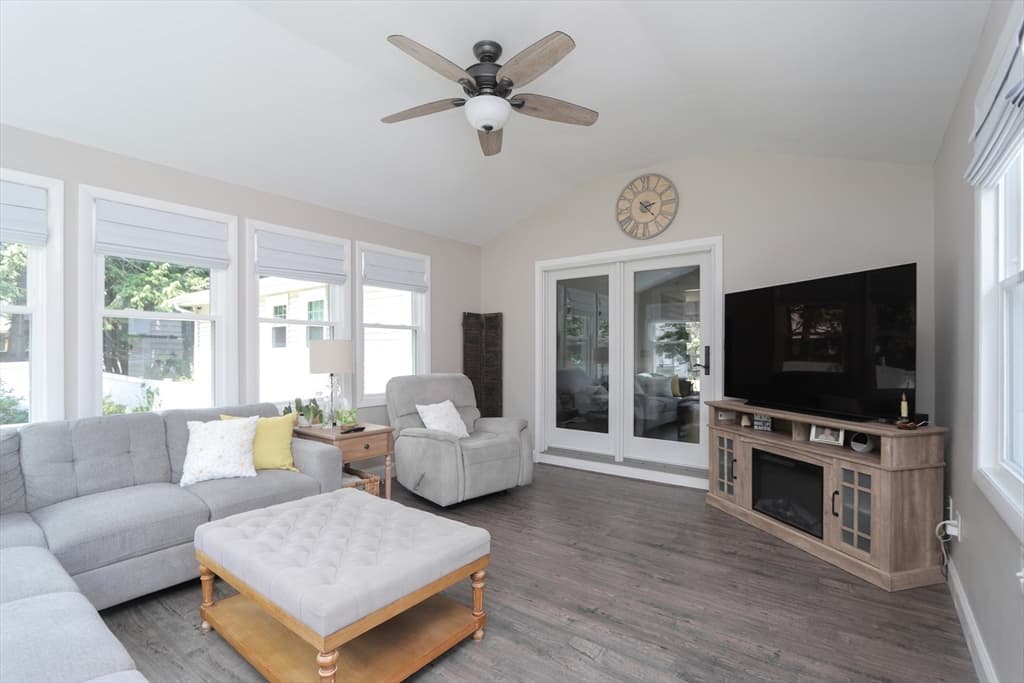 Casa em Longmeadow — foto 8
