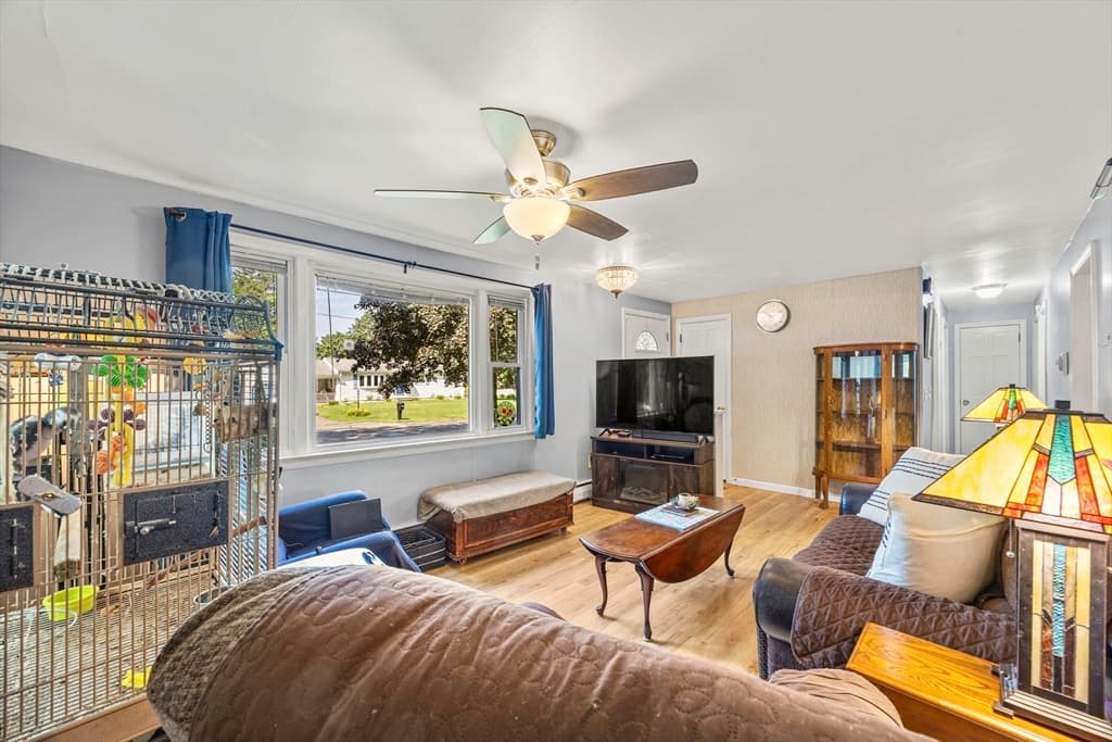 Casa em South Hadley — foto 5