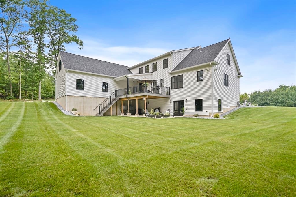 Casa em Ludlow — foto 3