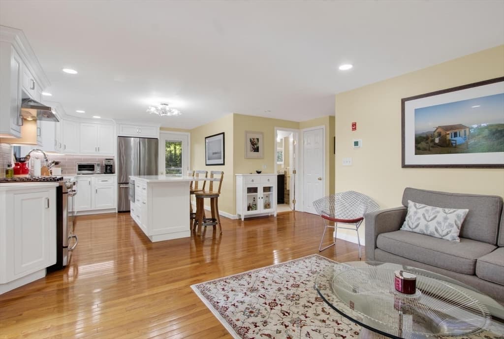 Casa em Hubbardston — foto 8
