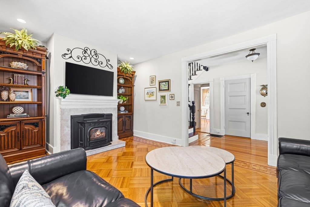Casa em Stoneham — foto 7