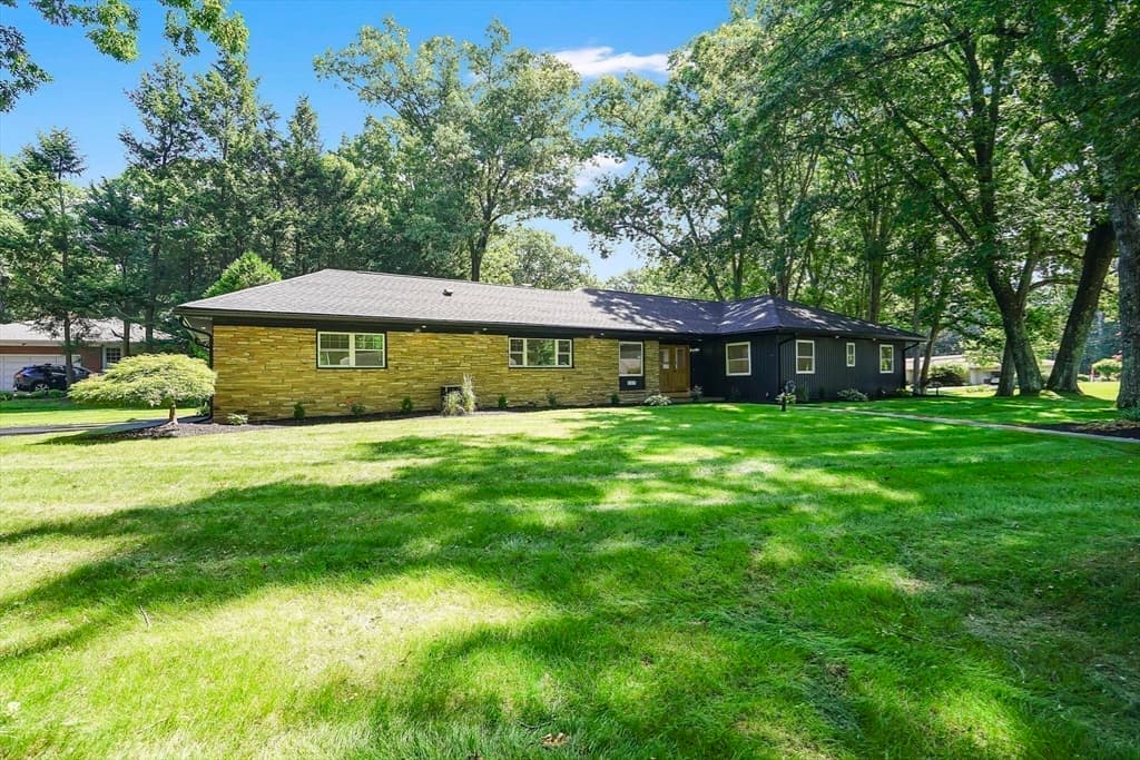 Casa em Longmeadow — foto 6
