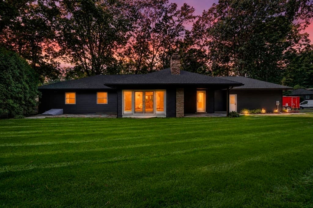 Casa em Longmeadow — foto 4