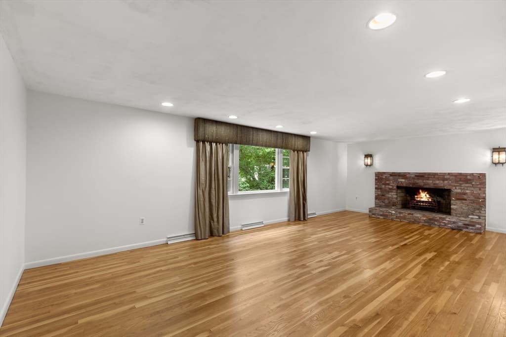 Casa em Natick — foto 7