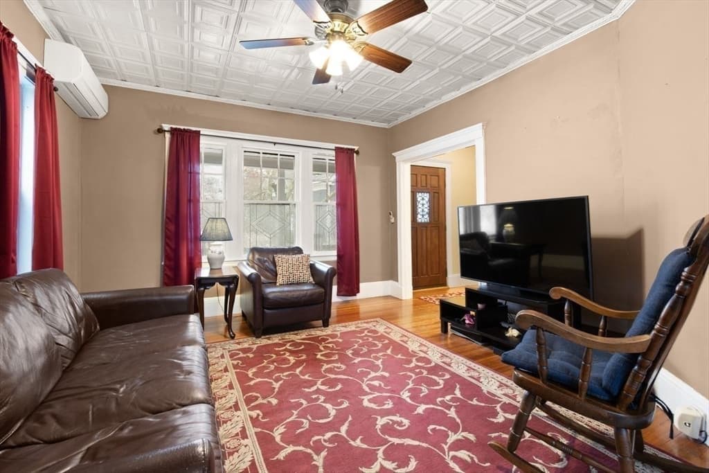 Casa em Peabody — foto 8