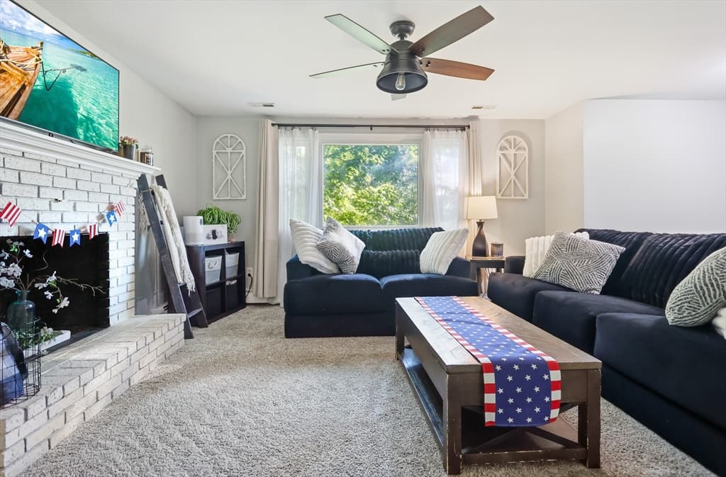 Casa em Dracut — foto 5