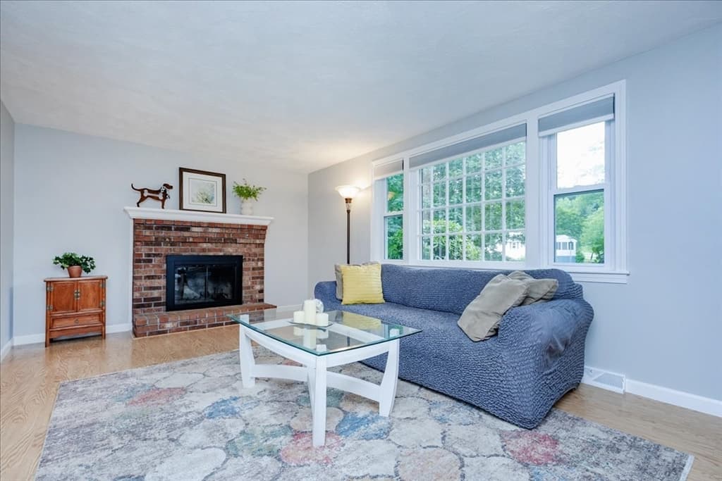 Casa em Haverhill — foto 5