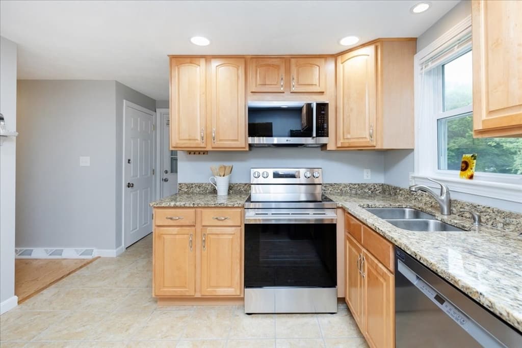 Casa em Haverhill — foto 9