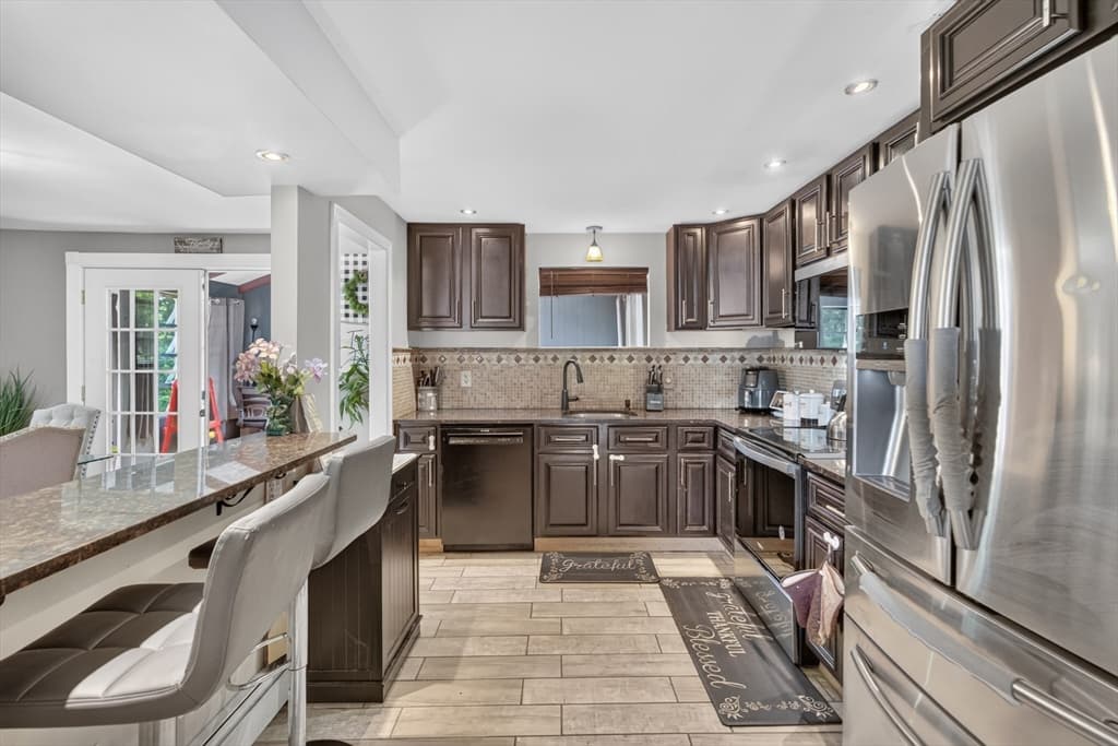 Casa em North Attleboro — foto 7