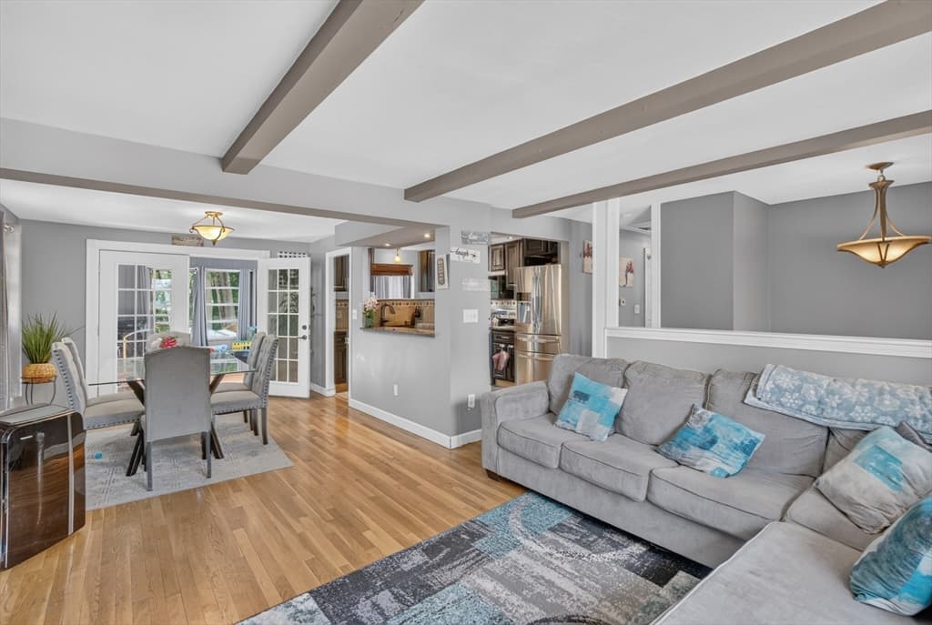 Casa em North Attleboro — foto 4