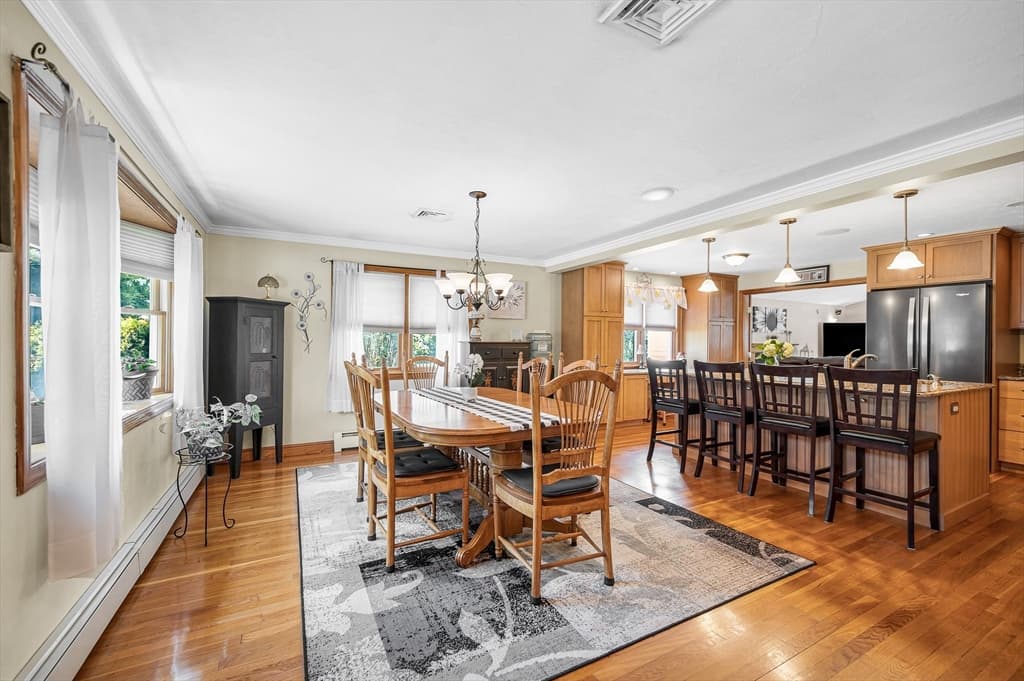 Casa em Woburn — foto 3