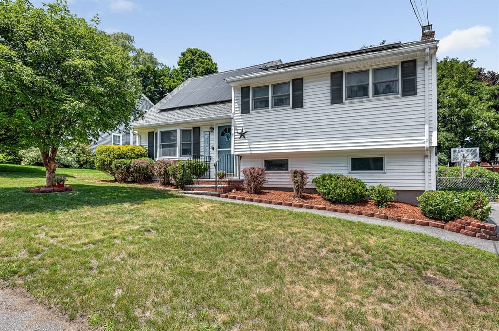 Casa em Woburn