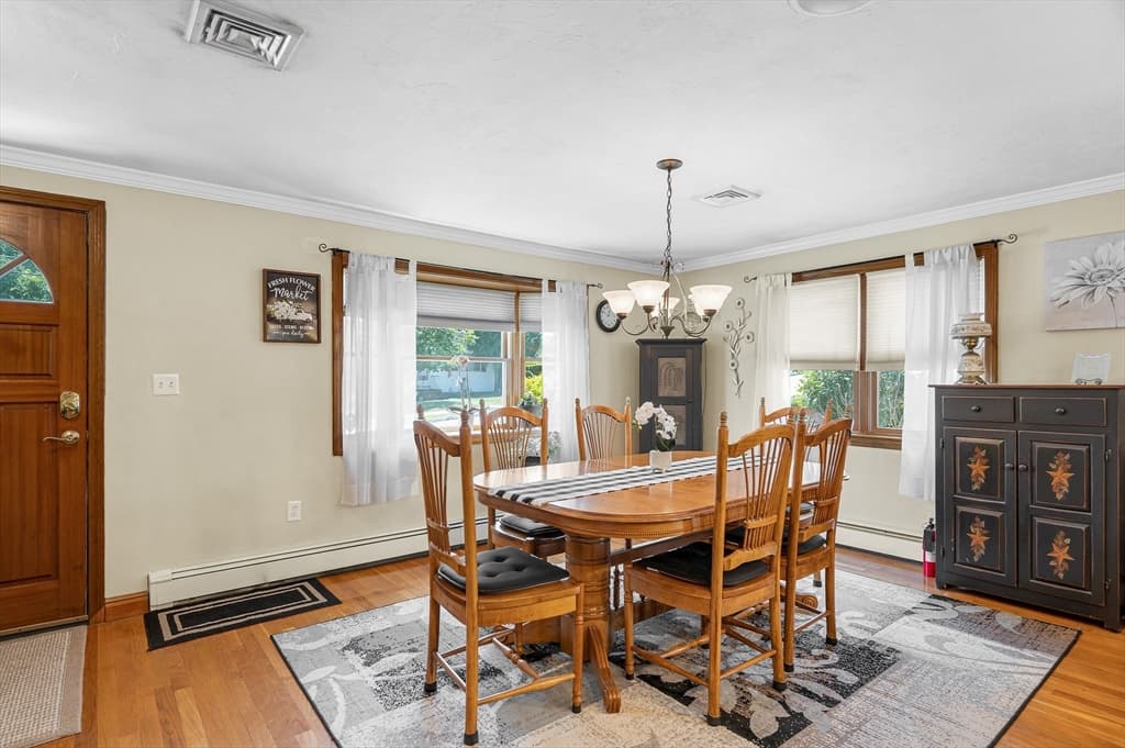 Casa em Woburn — foto 4