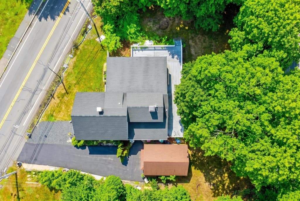 Casa em Middleboro — foto 2