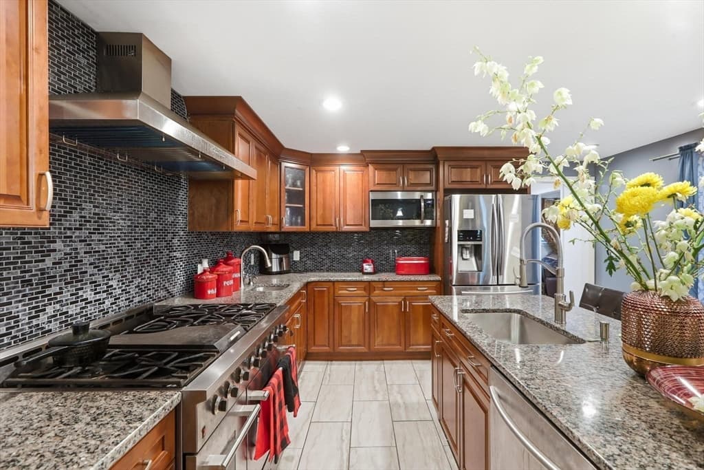 Casa em Middleboro — foto 6