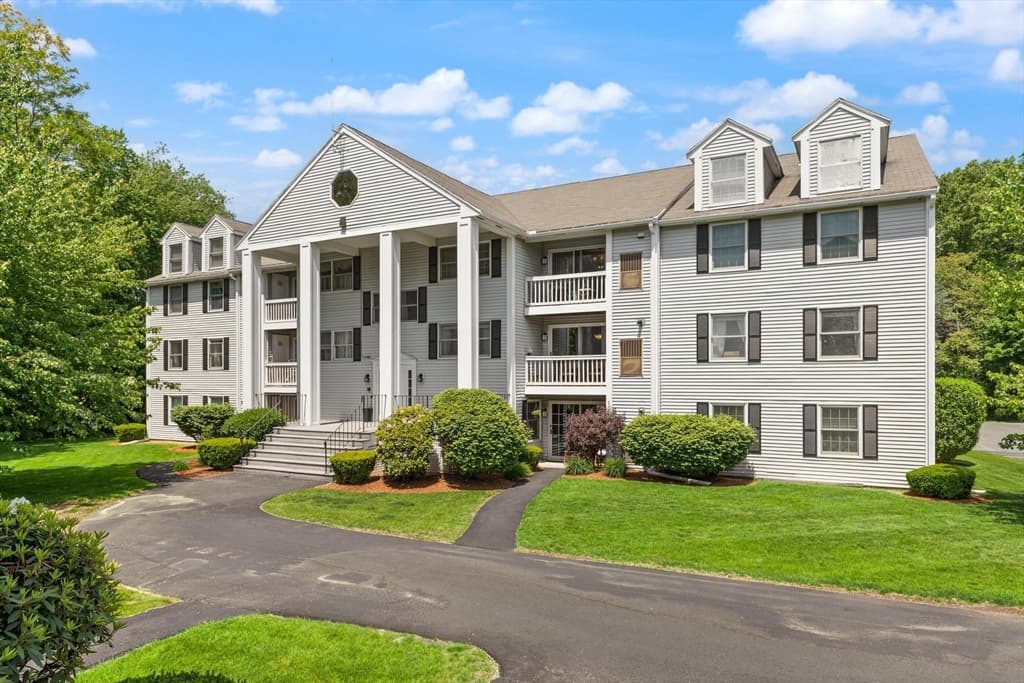 Condomínio em Tewksbury