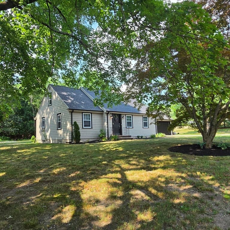 Casa em North Attleboro — foto 2