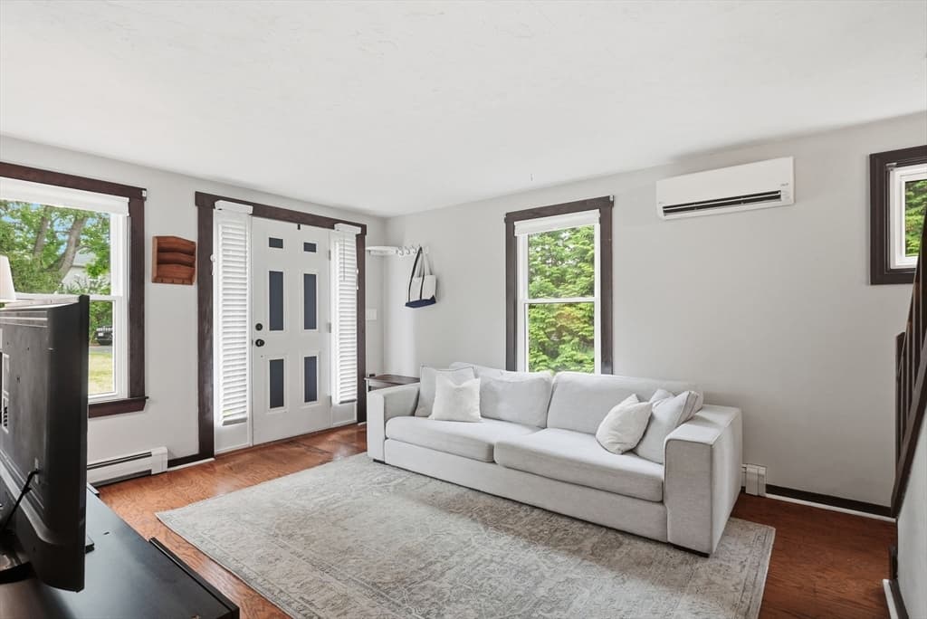 Casa em Framingham — foto 5