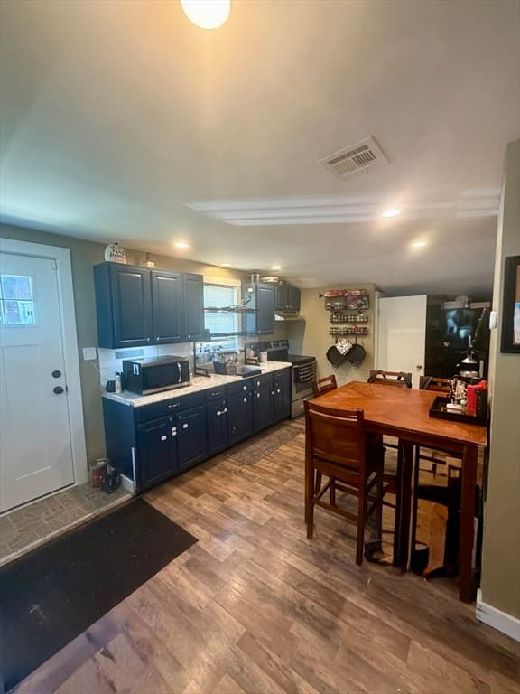 Casa em Attleboro — foto 6