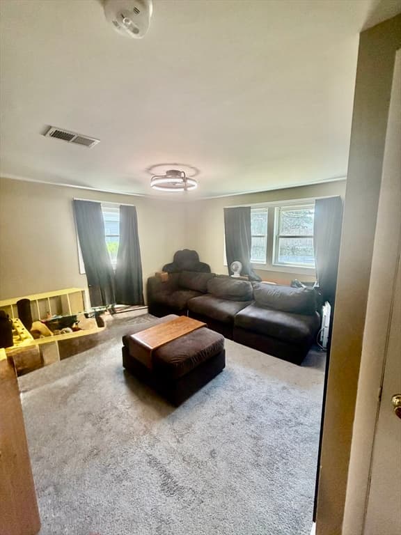 Casa em Attleboro — foto 8
