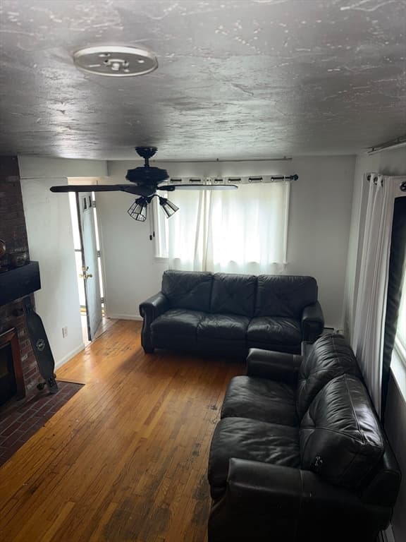 Casa em Brockton — foto 8
