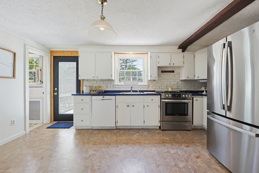 Casa em North Attleboro — foto 6
