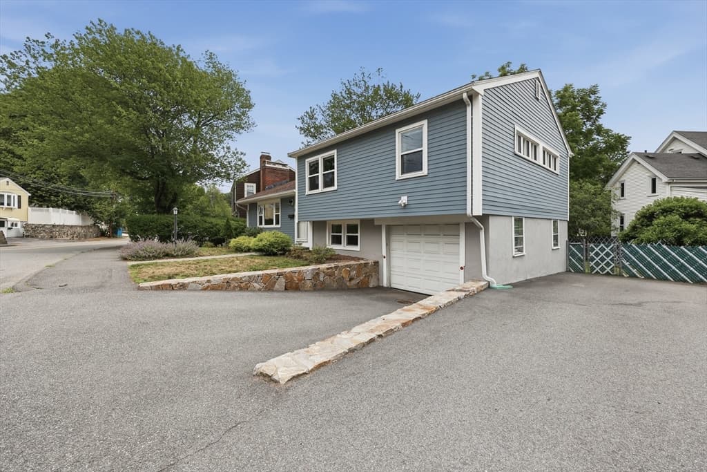 Casa em Woburn — foto 2