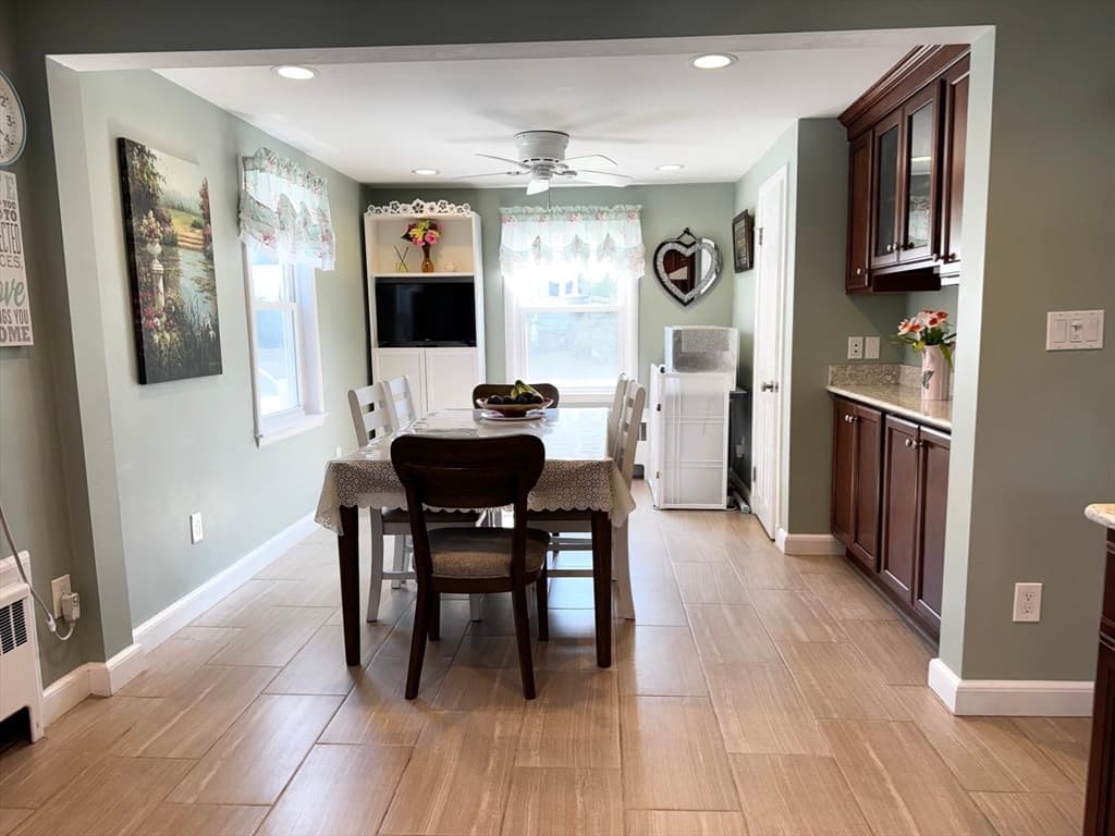 Casa em Dedham — foto 8